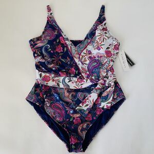 NWT La Blanca Swimsuit Women 20W Paisley Floral One Piece Gypsy Boho Colorful